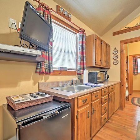 Branson Cabin With Deck Near Table Rock Lake! Eksteriør bilde