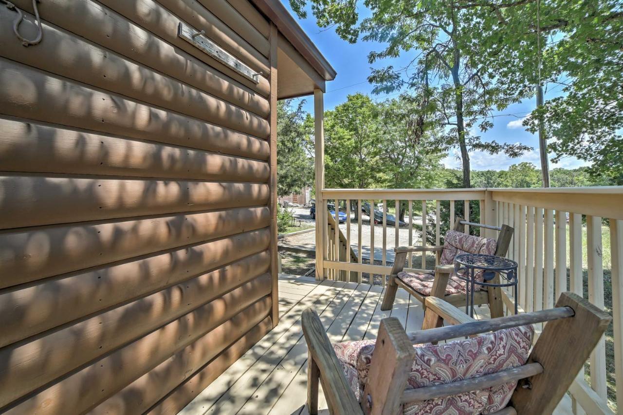 Branson Cabin With Deck Near Table Rock Lake! Eksteriør bilde