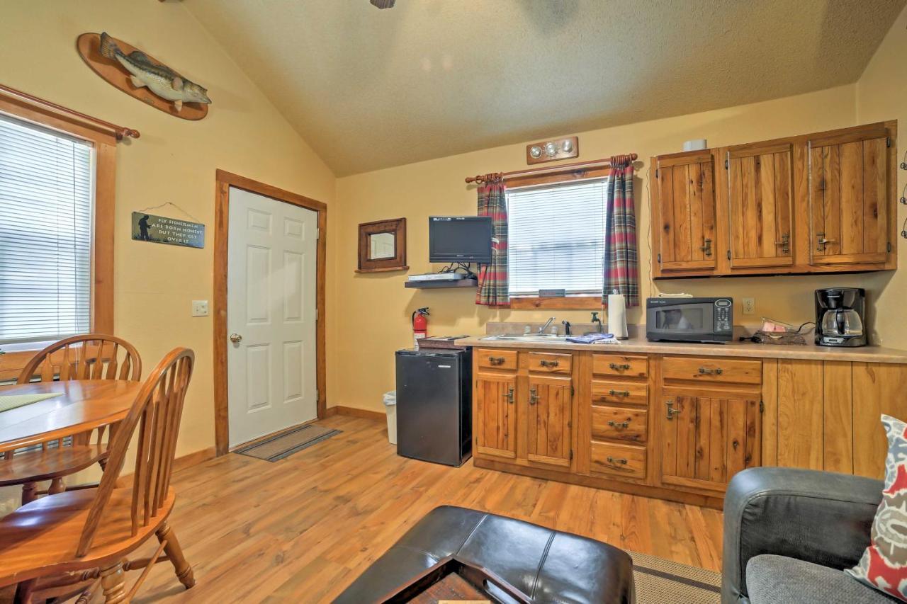Branson Cabin With Deck Near Table Rock Lake! Eksteriør bilde