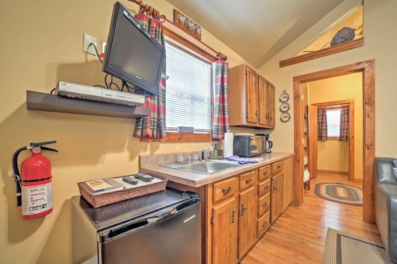 Branson Cabin With Deck Near Table Rock Lake! Eksteriør bilde