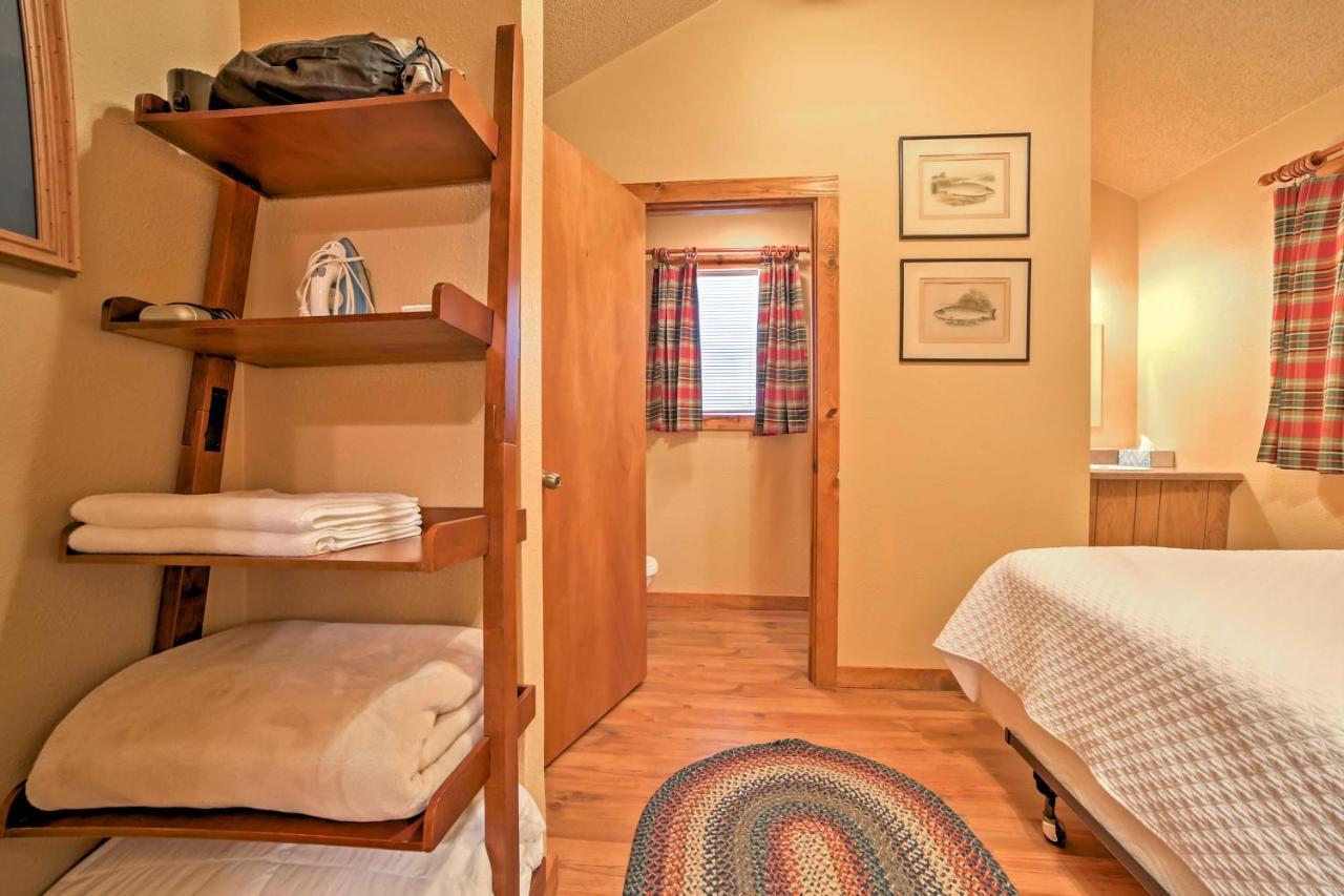Branson Cabin With Deck Near Table Rock Lake! Eksteriør bilde